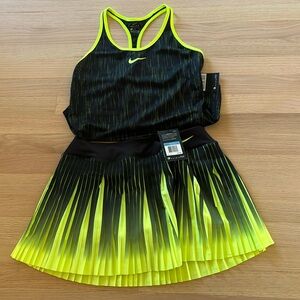 Brand new tennis skirt and tank top set size medium Nike